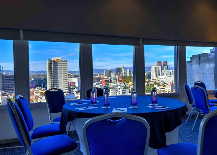 Laila Cdmx Reforma 4*